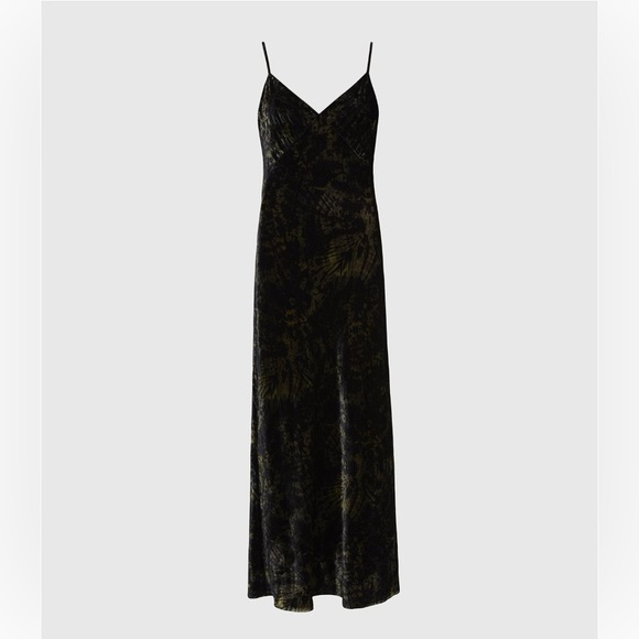 NWOT Alice & Olivia Julietta Velvet Slit Slip Dress in Black - Picture 10 of 13